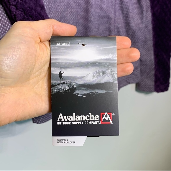 Avalanche Womens Gema Pullover Plum M - Picture 4 of 9